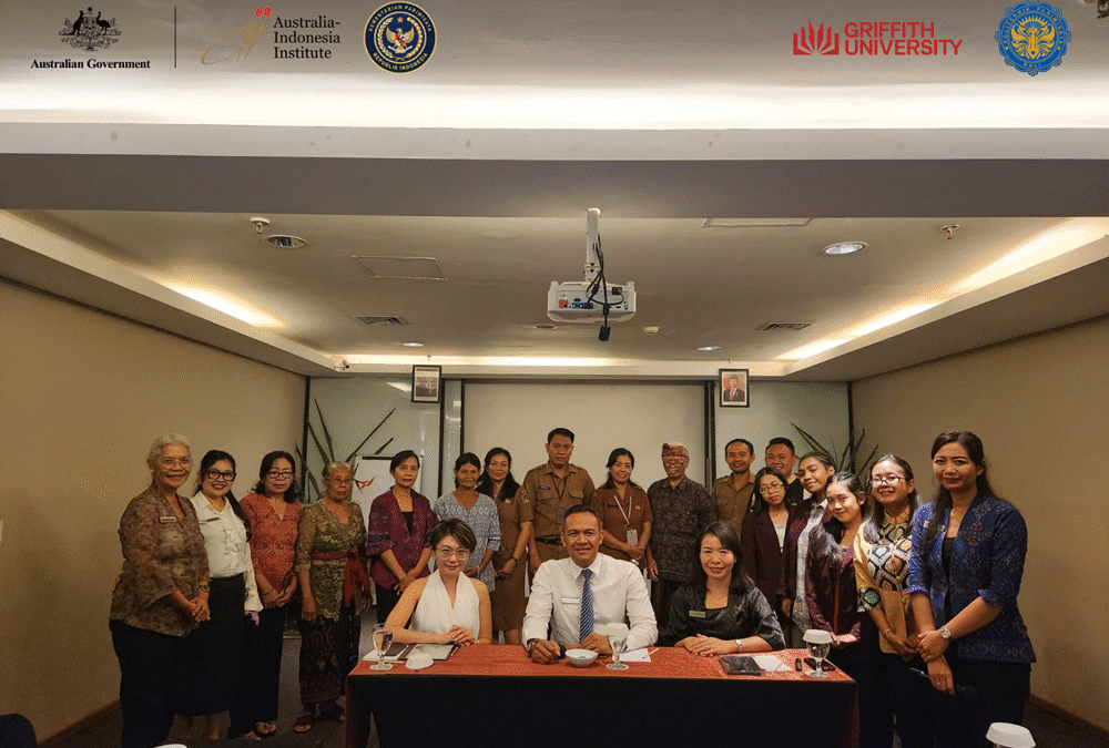 Tenun Bali Mendunia: Penenun Lokal Jadi Pusat Perhatian Global Lewat Kolaborasi Politeknik Pariwisata Bali & Griffith University Australia